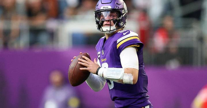 How to watch Minnesota Vikings vs. Green Bay Packers game for NFL Week 12