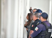 En un hecho inédito, Tere Jiménez hizo un recorrido por el Cereso para varones, donde escuchó a internos y sus familiares