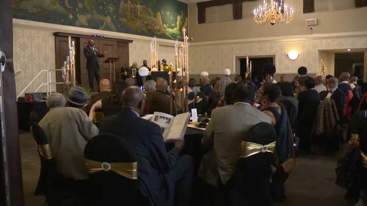 New sports hall of fame inductees honored during banquet in Youngstown