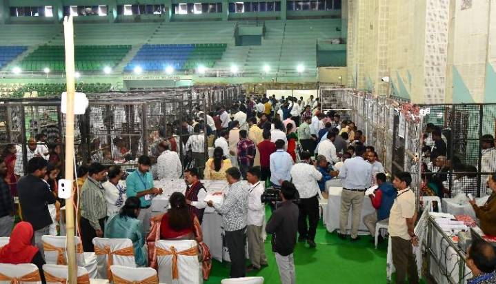 Congress Takes Early Lead In Jubilee Hills Byelection