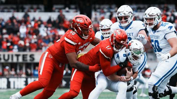 UK fails final test: Cats end second straight season with losing record