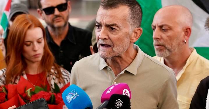 Antonio Maíllo (IU) valora ser el candidato de la izquierda alternativa a la Presidencia del Gobierno: "Nos estamos jugando un modelo de sociedad"