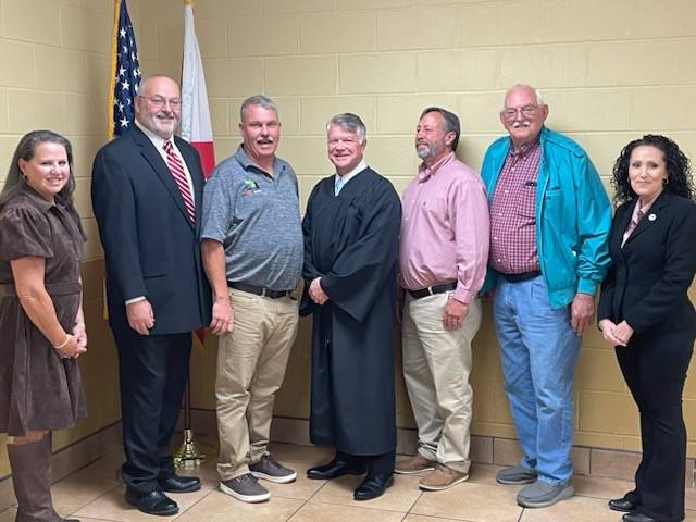 Leesburg Town Officials Take Oath of Office