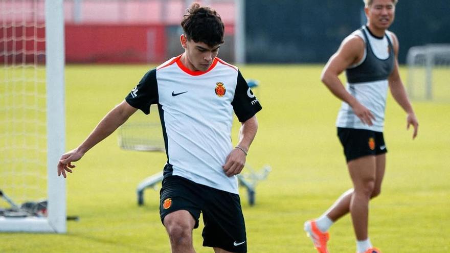 Luis Orejuela y Marcos Gorriti entrenan con el Mallorca