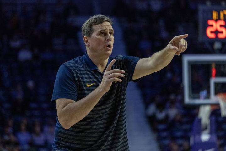 Deadspin | Cal has no trouble with Sacramento State