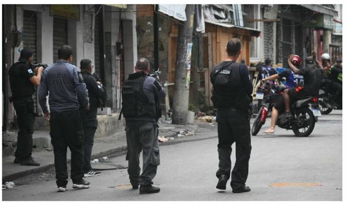 Brasil: mayoría de población de Río aprueba megaoperación policial