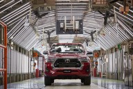 Industria. La producción de autos sigue al alza, pero las exportaciones cayeron