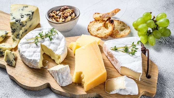 Apples, cheese, cranberries and more fight cavities from holiday sweets