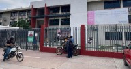 Fumigan contra el dengue en escuela secundaria de Ciudad Obregón