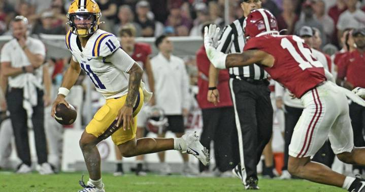 Does LSU have a QB competition? Here's what was said about benching Garrett Nussmeier.