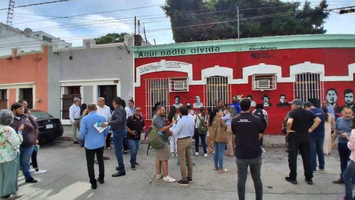 Mural expone 21 años de impunidad en ataques contra periodistas en Sinaloa
