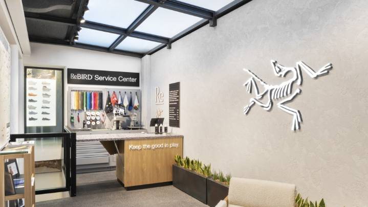 UBS Analyst: Strong Topline Trends Data at Arc'teryx, Salomon Brands