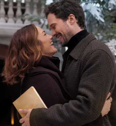 Netflix estrena “El encanto del champán”: una comedia romántica con drama empresarial