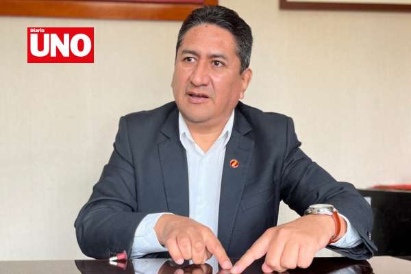 Vladimir Cerrón responsabiliza a Betssy Chávez y Aníbal Torres del golpe fallido de Castillo