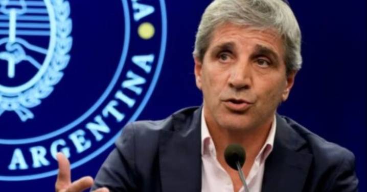 Luis Caputo adelantó un plan de política monetaria que incluirá cambios en las bandas cambiarias