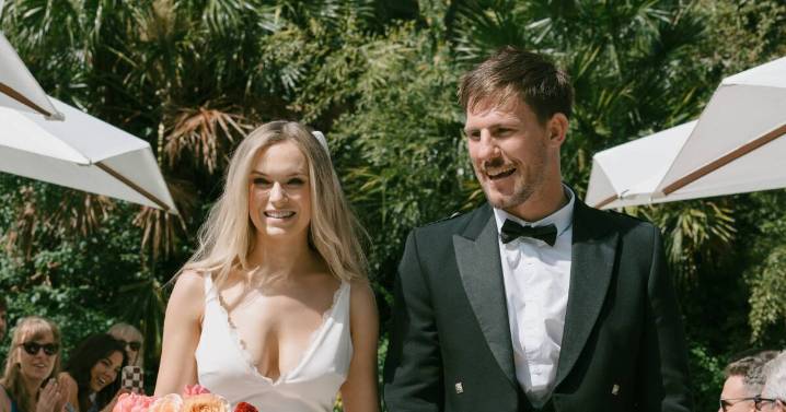 Chris Lewis back at Raiders after catch-up with Scottish in