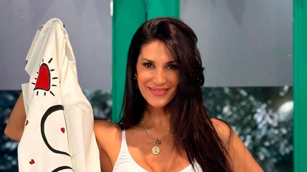 Silvina Escudero terminó la cursada de Locución y celebró “el coraje de volver a empezar”