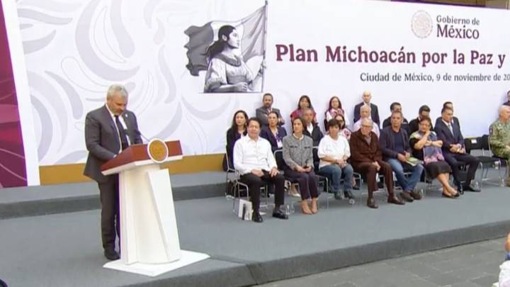 “Entiendo más de lo que creen la huella de la violencia”: Ramírez Bedolla recuerda que asesinaron a su padre en Uruapan hace 40 años