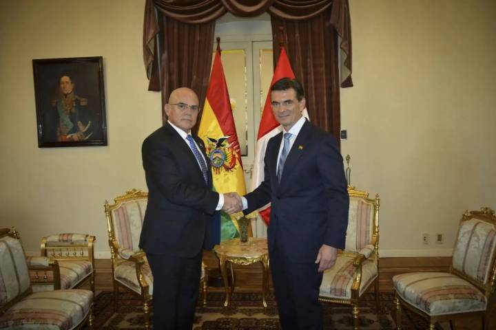 Premier Ernesto Álvarez sostuvo audiencia bilateral con presidente de Bolivia