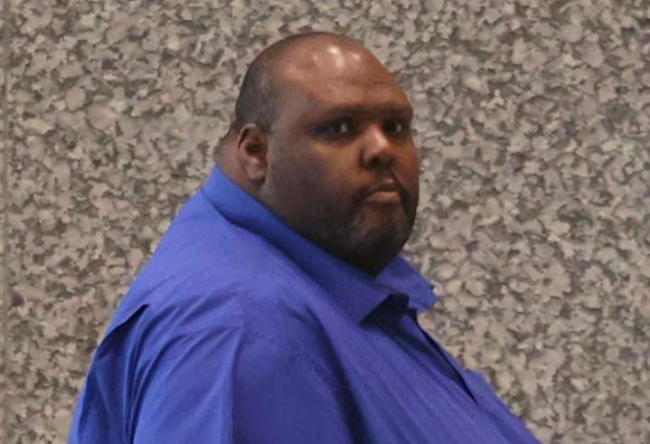 Jury deliberates in Riverdale Mayor Lawrence Jackson perjury case