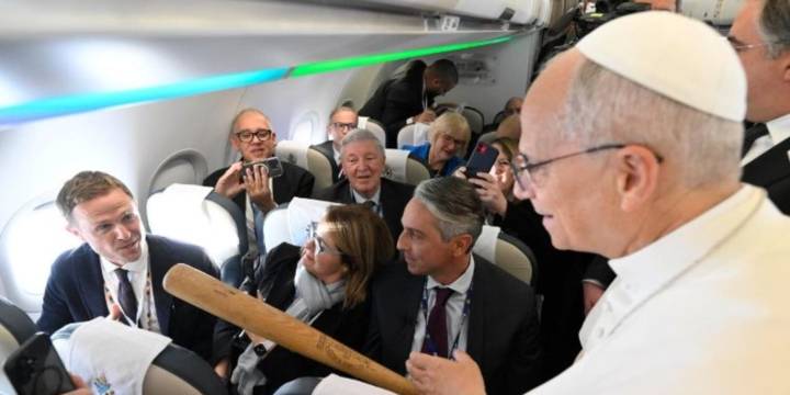 Pope Leo receives Nellie Fox's bat as gift
