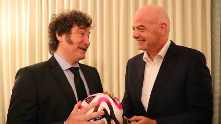 En medio de las polémicas con la AFA, Javier Milei suspendió su viaje al sorteo del Mundial 2026