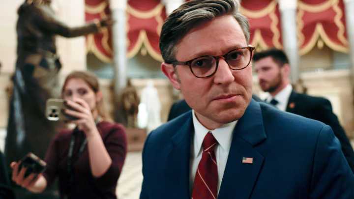 House passes deal to end shutdown, Trump to sign tonight. Live updates