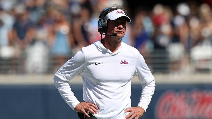 Report: Lane Kiffin gives ultimatum to offensive assistants about LSU opportunity
