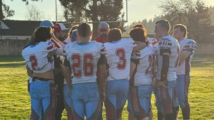 Crow football falls to Harper Charter in 6