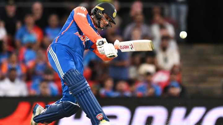 What changes in batting does Irfan Pathan want Abhishek Sharma to make? ‘…I will even speak to Yuvi’