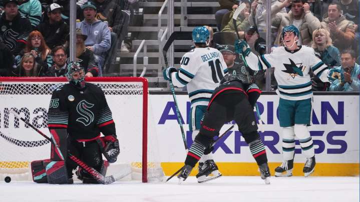 Kraken eaten up by Sharks 6