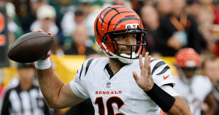 Cincinnati Bengals look to get AFC North victory against the Pittsburgh Steelers