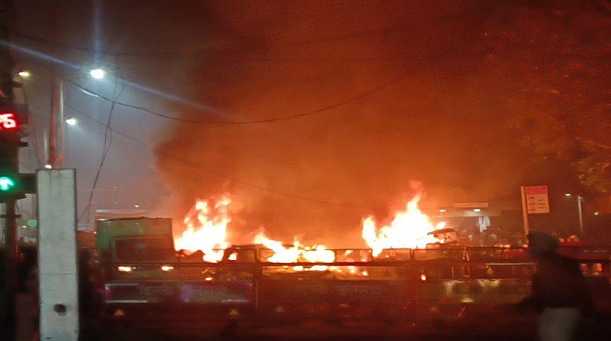 Red Fort Blast Leaves 10 Dead, 24 Injured; PM Modi, Amit Shah Review Situation