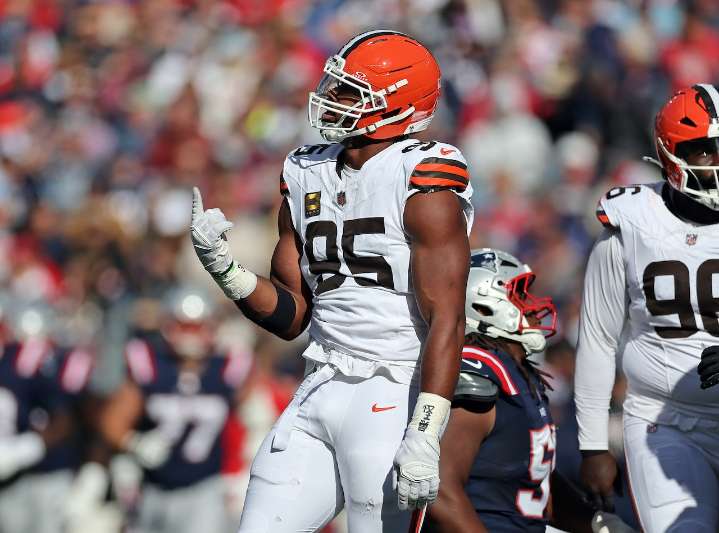 Browns pass rusher Myles Garrett sets new team record for sacks in a season