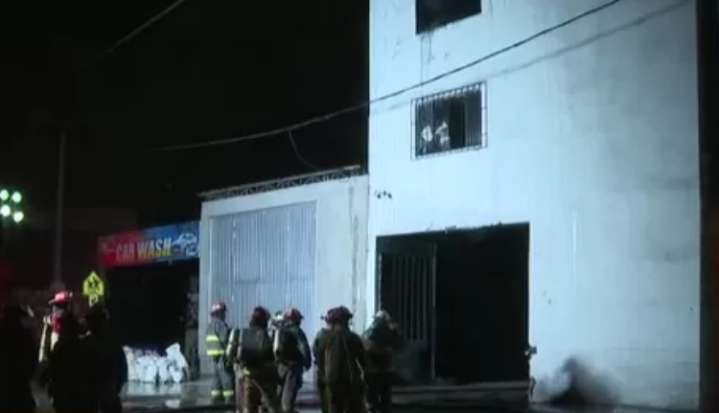 SJL: municipio clausura almacén de pinturas que fue arrasado por incendio