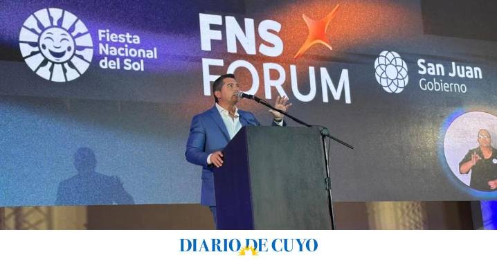 Forum FNS 2025: Orrego destacó el rol de los emprendedores en la apertura de las Charlas Inspiracionales