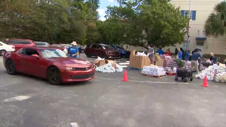 United Way of Broward hosts food distribution drive as government shutdown nears an end