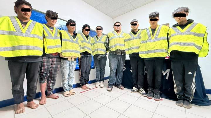 Detiene la Policía Municipal a nueve personas por desobediencia y  resistencia; portaban replicas de armas de fuego