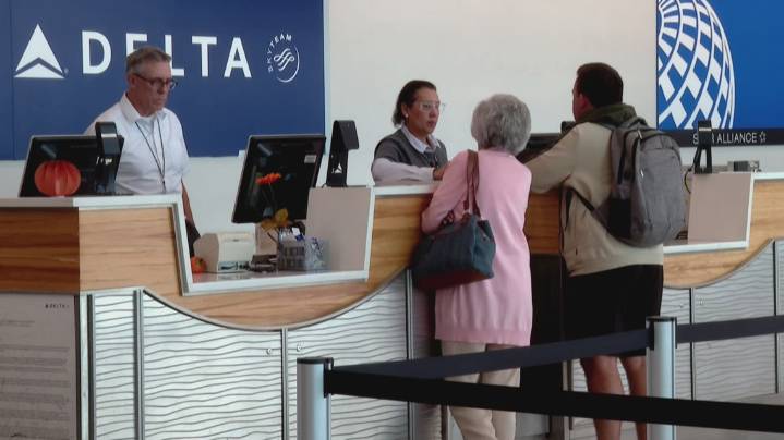 Northwest Arkansas travelers feel impact of record