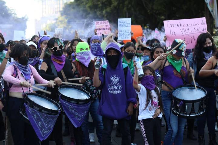 Marcha del 25N en CdMx: Comienzan a reunirse las manifestantes
