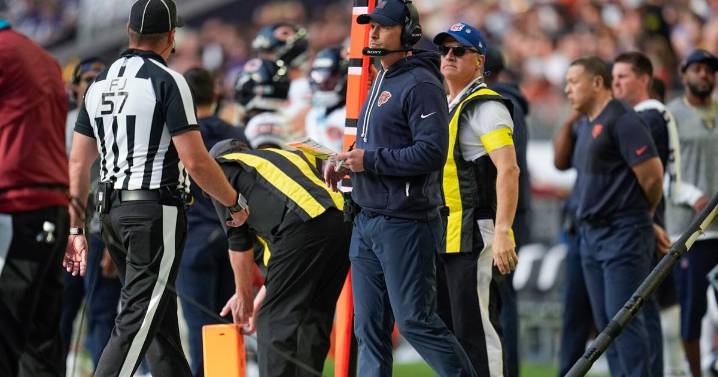 Bears coach Ben Johnson not ready to talk playoffs with team in sole possession of NFC North lead