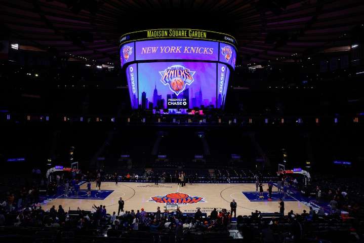 Watch Knicks vs Magic NBA basketball streaming free today without YouTube TV