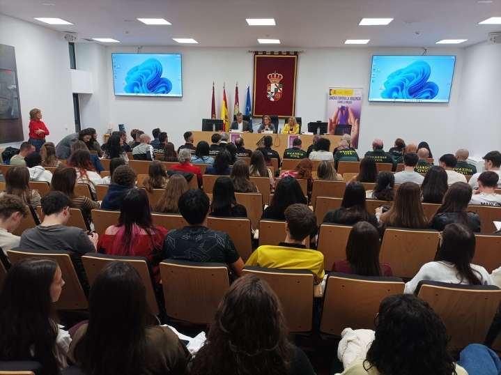 La UCLM acoge la jornada 'Justicia con perspectiva de género'