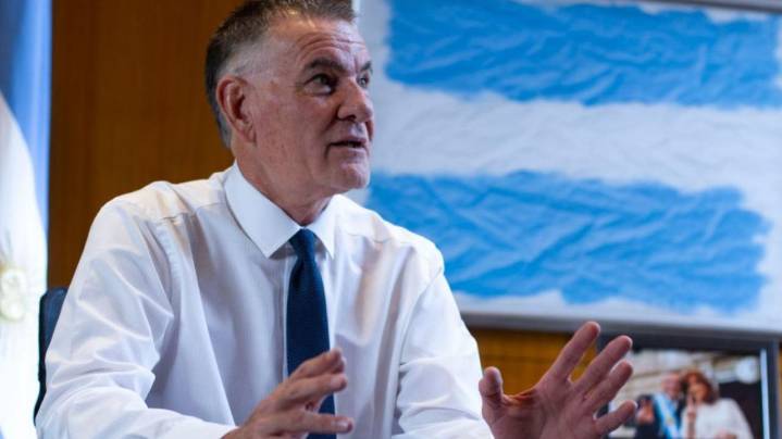 Carlos Castagneto: "Tenemos que hacer una gran interna en el PJ para que surja liderazgo"