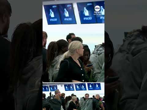 Storms disrupting Thanksgiving travel plans