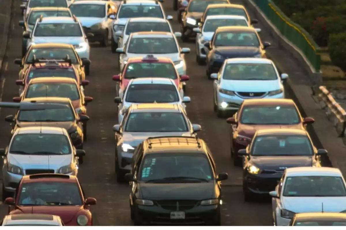 Hoy no circula 2025 CDMX y Edomex: ¿Qué carros descansan este jueves 6 de noviembre?