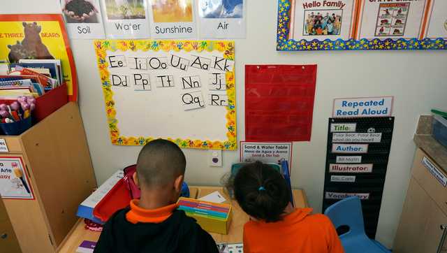 Some Head Start preschools shutter as government shutdown continues