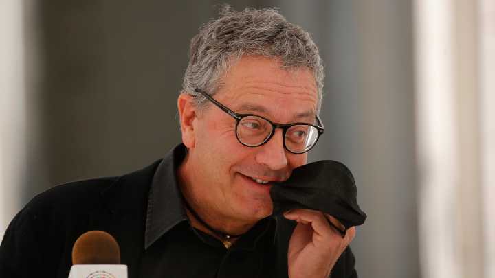 Vallejo calificó de "suma gravedad" supuesto vínculo de Bernardo Fontaine con red de bots