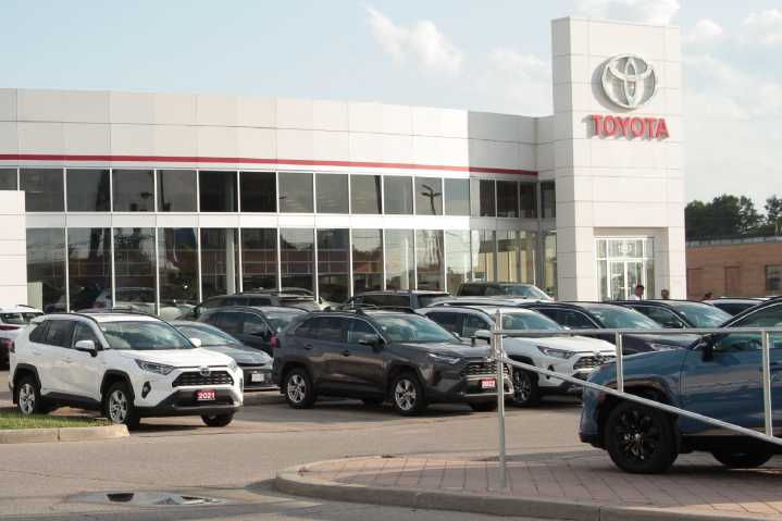 Toyota owners warned, nearly 100,000 vehicles recalled in Canada