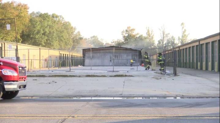 Baton Rouge Fire Department responding to fire at South Choctaw Drive storage facility